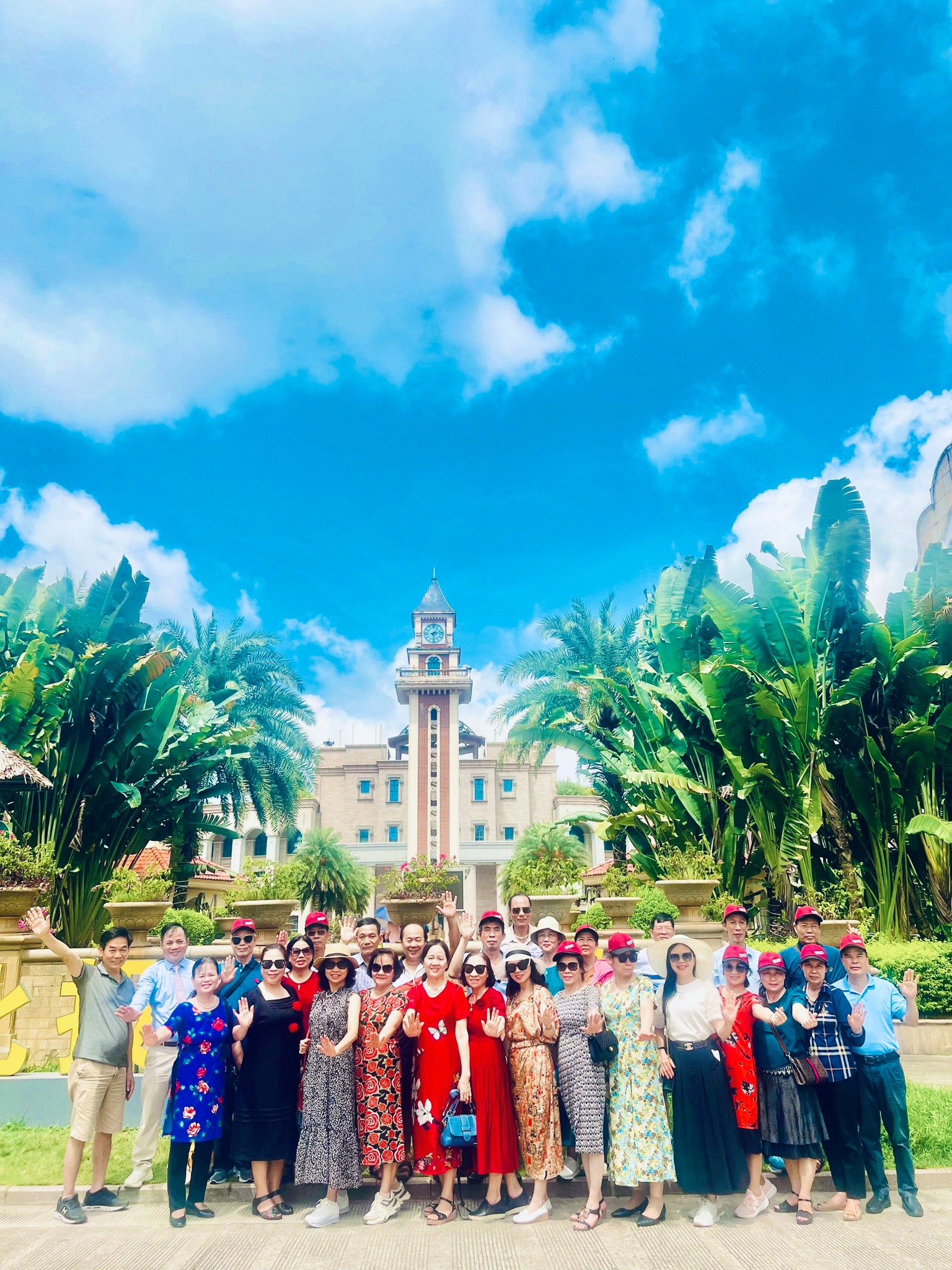 Giá Tour Trọn Gói Du Lịch Đông Hưng – Trung Quốc Cực Kỳ Hấp Dẫn